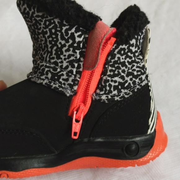 nike chukka moc warm lined unisex booties toddler size 6 CW - Picture 11 of 11